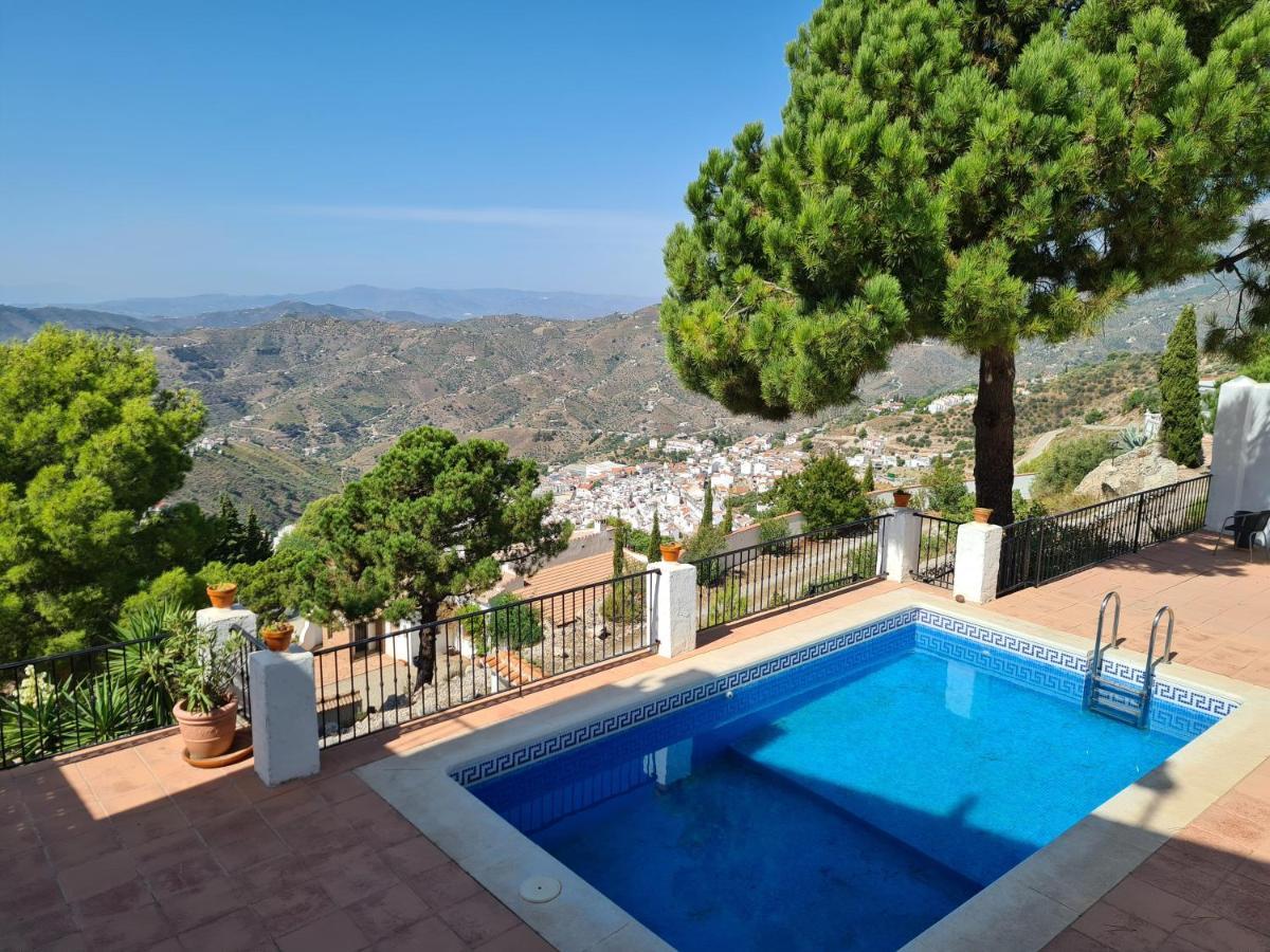 Lovely 2 Bed Apartment With Stunning Views & Pool Cómpeta Esterno foto